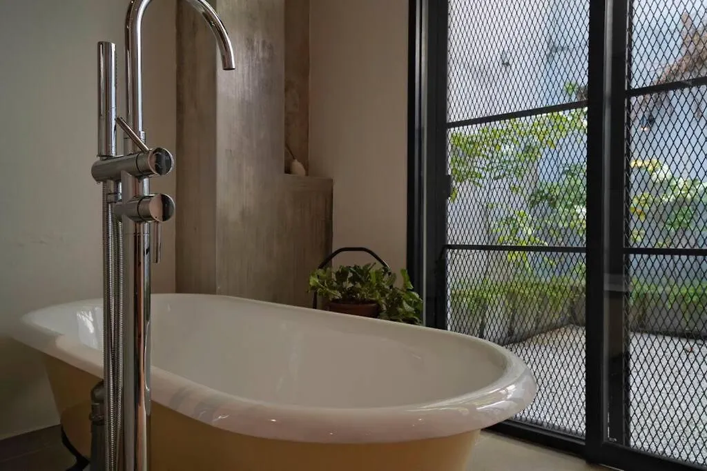 Quint Residence, Georgetown - Rustic Heritage Guesthouse By Alv 0*, George Town